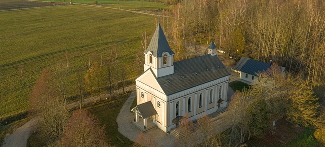 Pakutuvėnų Šv. Antano Paduviečio bažnyčia 